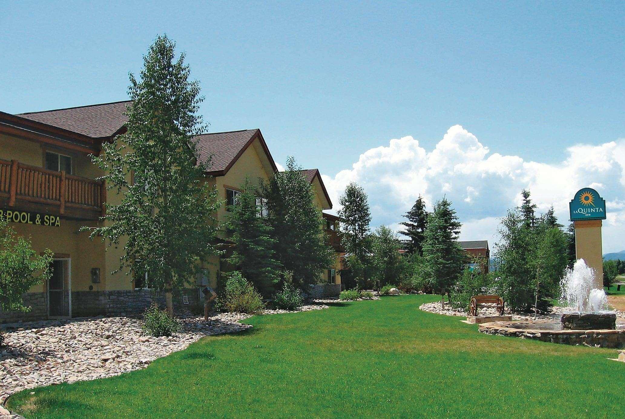 La Quinta Inn By Wyndham Steamboat Springs Exterior photo