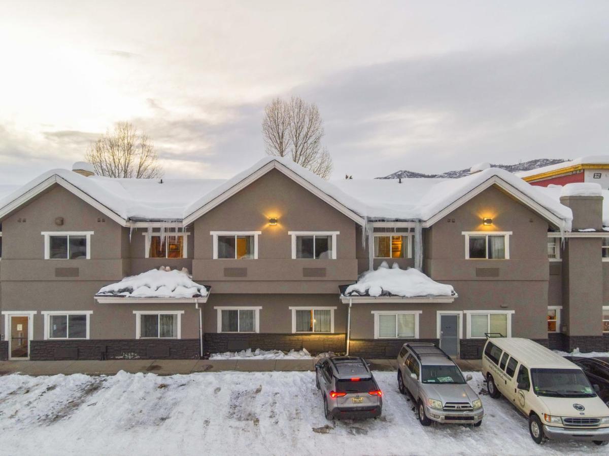 La Quinta Inn By Wyndham Steamboat Springs Exterior photo